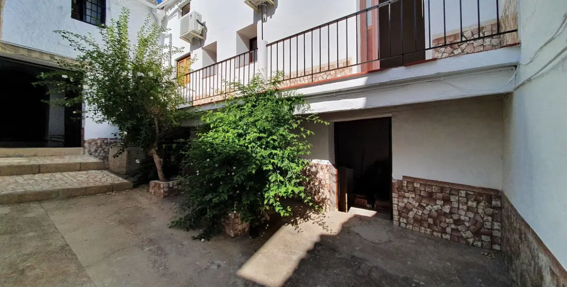 Sale of townhouse in Ardales 40