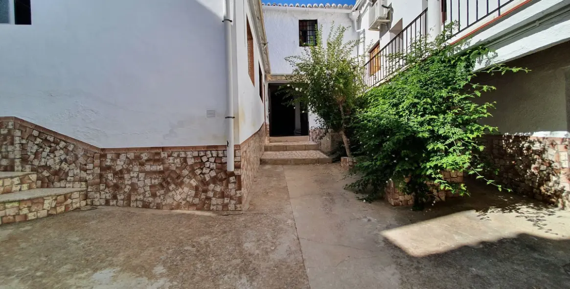 Sale of townhouse in Ardales 41