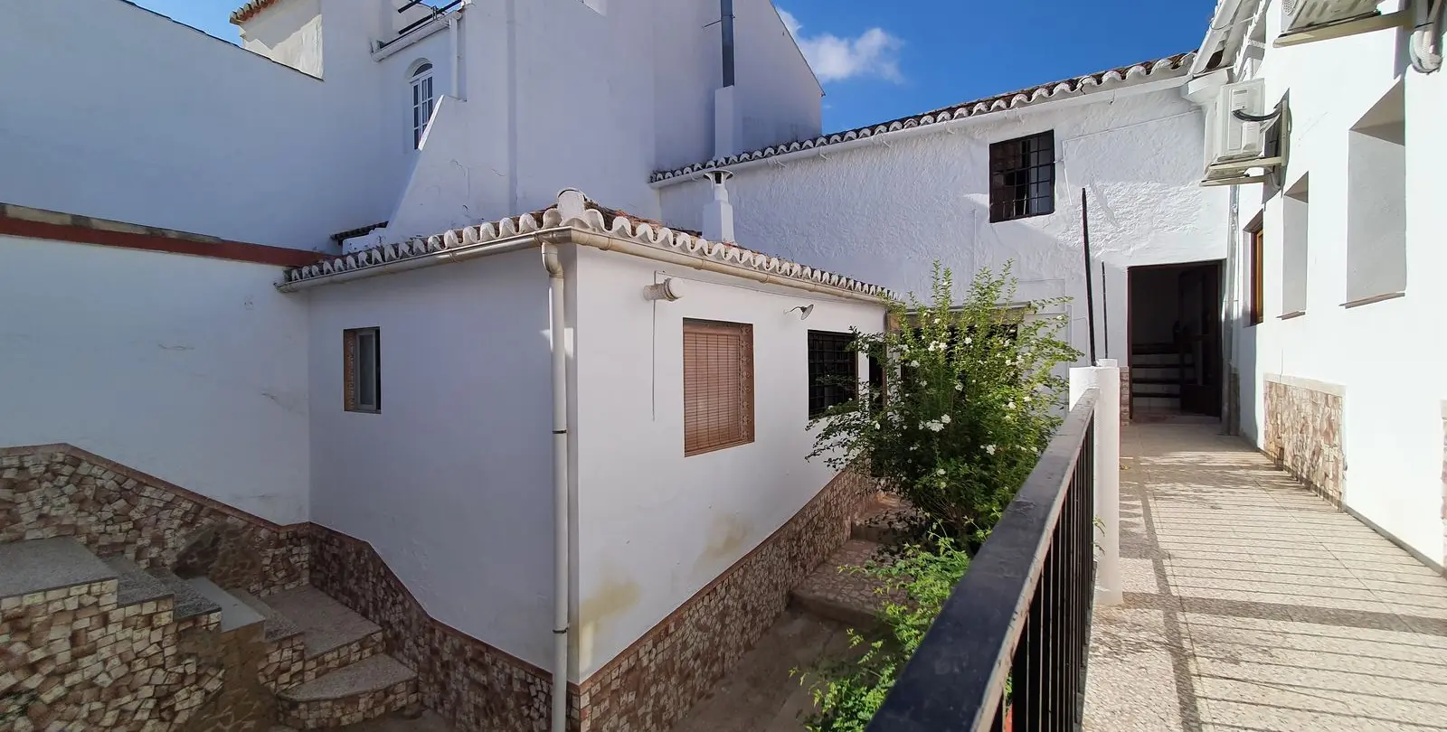Sale of townhouse in Ardales 29