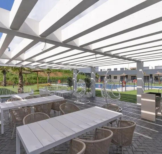 Middle floor apartment R4980739