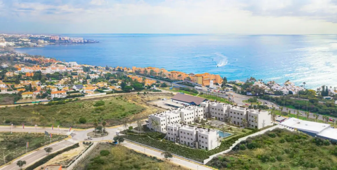 Sale of middle floor apartment in Estepona (district Estepona) 4