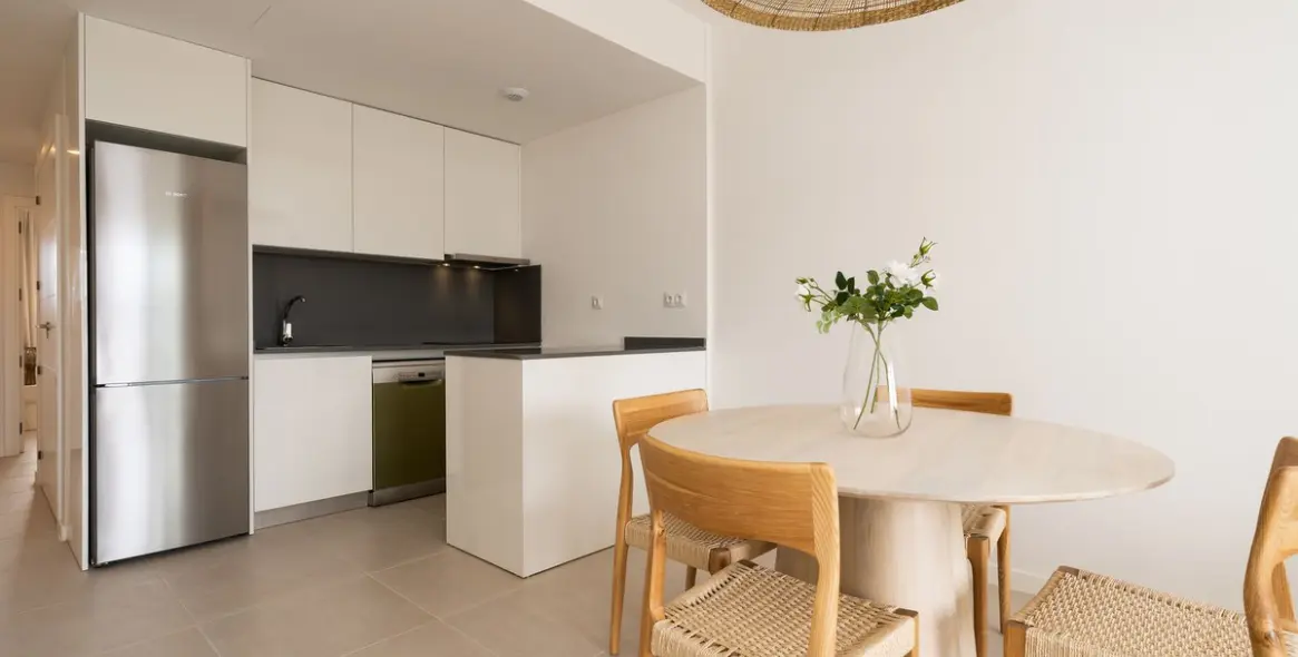 Продажа апартаментов на среднем этаже в Estepona 15