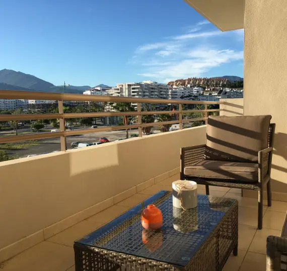 Продажа апартаментов на среднем этаже в La Campana