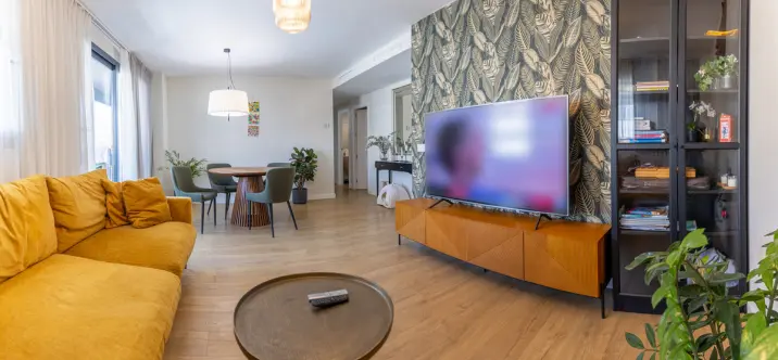 Middle floor apartment R5080579 1