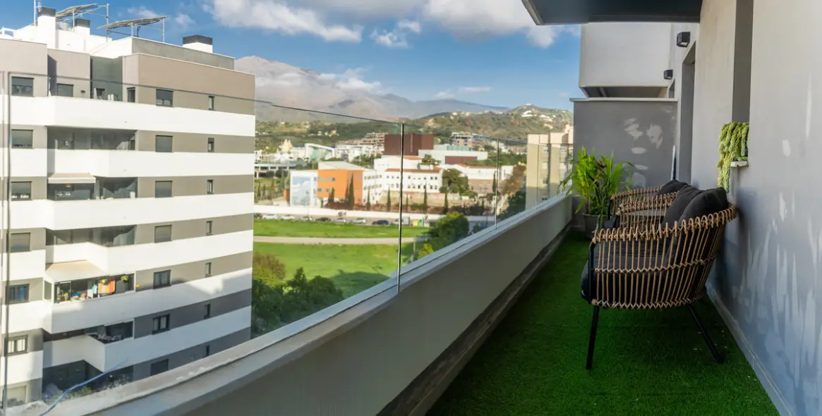 Sale of middle floor apartment in Estepona (district Estepona) 5