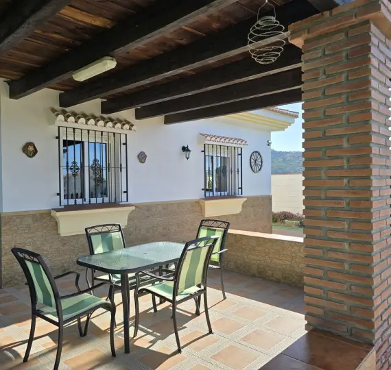 Sale of detached villa in Cómpeta