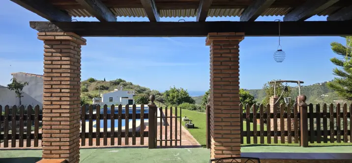 Sale of detached villa in Cómpeta 4