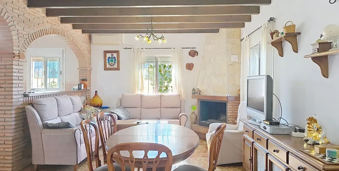 Sale of detached villa in Cómpeta 6