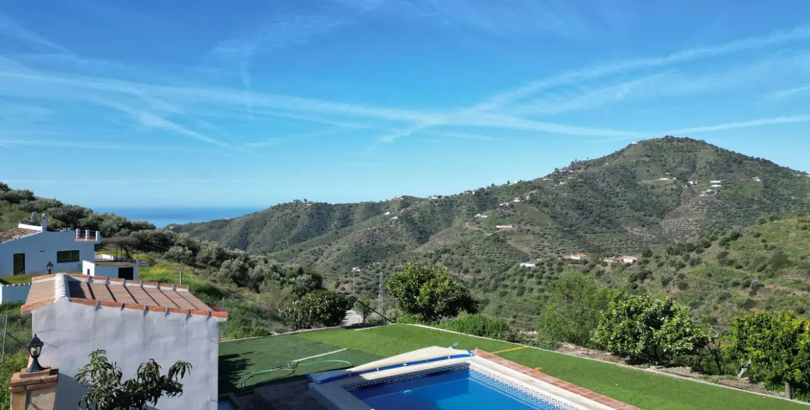 Sale of detached villa in Cómpeta 29