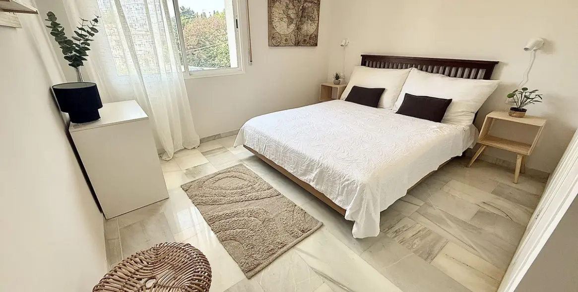 Продажа апартаментов на среднем этаже в San Pedro de Alcántara 13