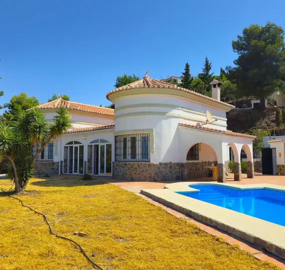 Sale of detached villa in Cómpeta