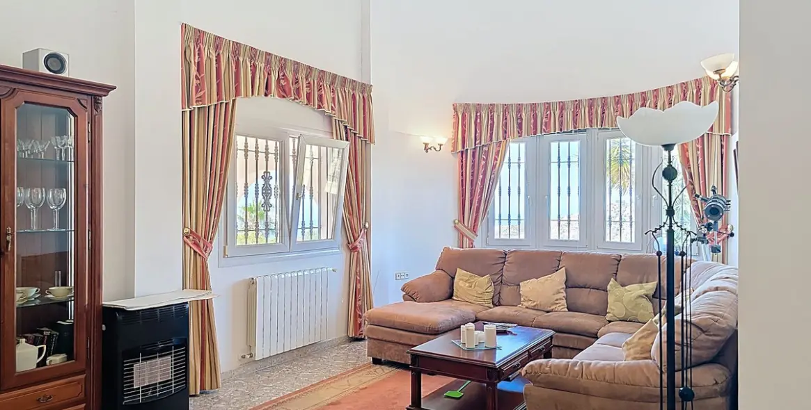 Sale of detached villa in Cómpeta 16