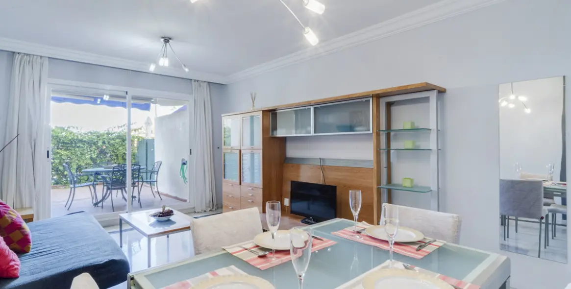 Sale of ground floor apartment in The Golden Mile 1