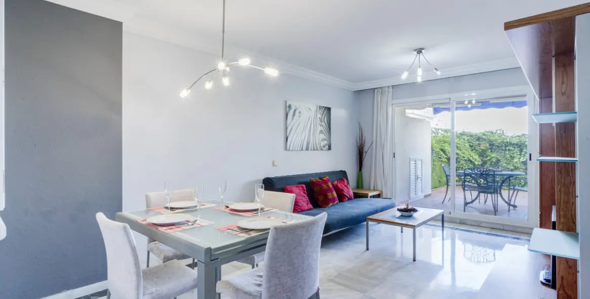 Sale of ground floor apartment in The Golden Mile 4