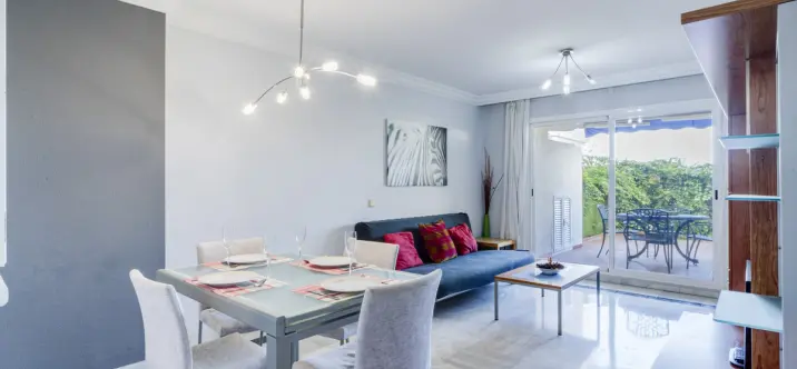 Sale of ground floor apartment in The Golden Mile 3