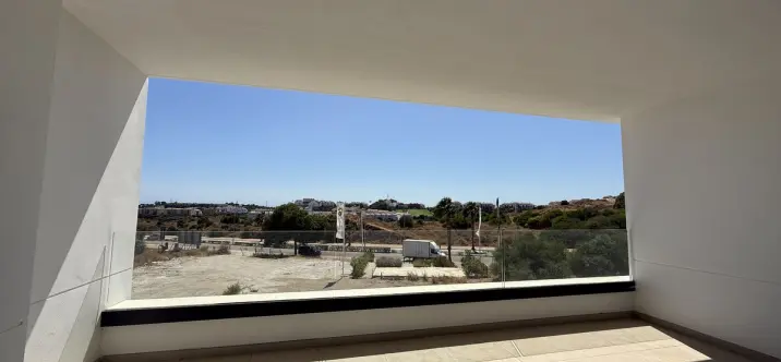 Продажа апартаментов на среднем этаже в Calanova Golf 4