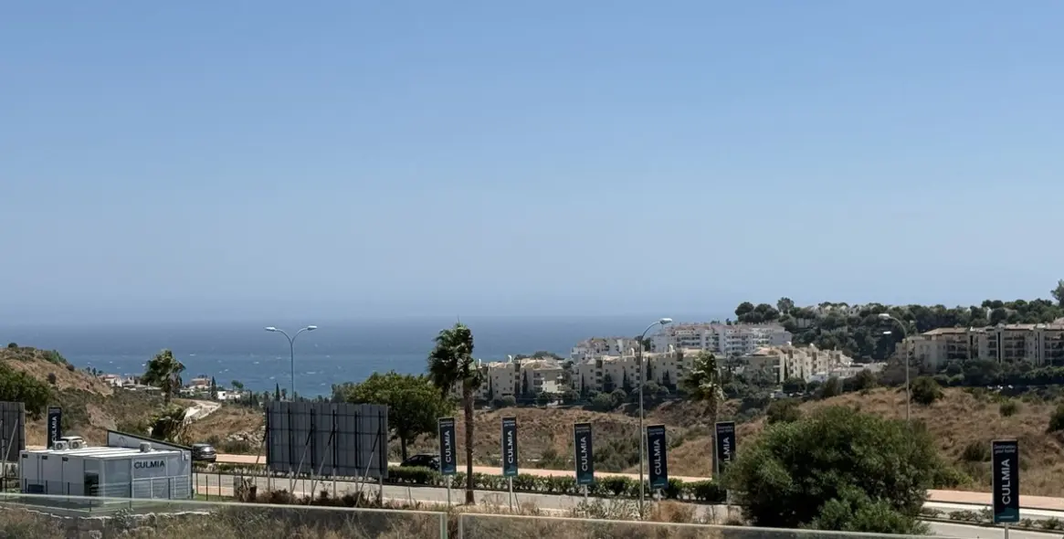 Продажа апартаментов на среднем этаже в Calanova Golf 6