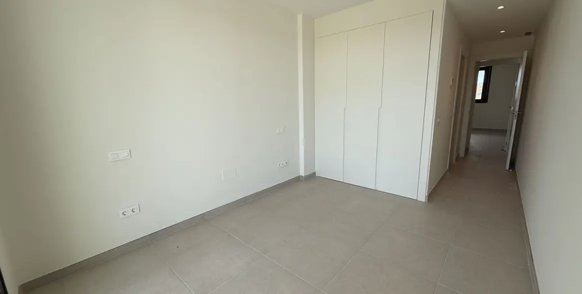 Продажа апартаментов на среднем этаже в Calanova Golf 9