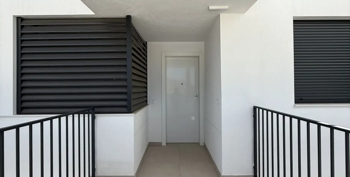 Продажа апартаментов на среднем этаже в Calanova Golf 17