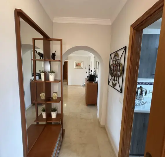 Продажа апартаментов на среднем этаже в La Cala Hills