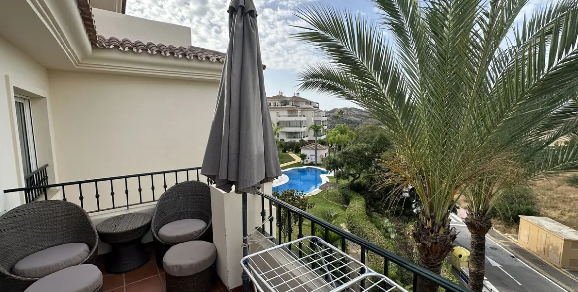 Продажа апартаментов на среднем этаже в La Cala Hills 10