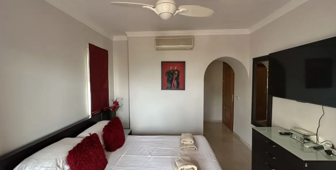 Продажа апартаментов на среднем этаже в La Cala Hills 12