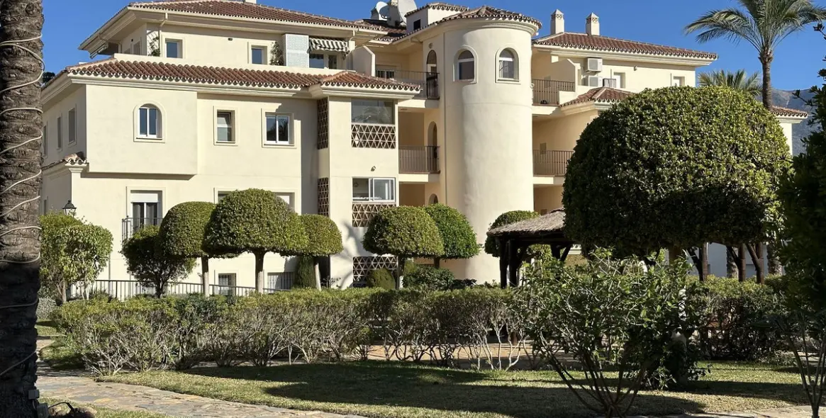 Продажа апартаментов на среднем этаже в La Cala Hills 24