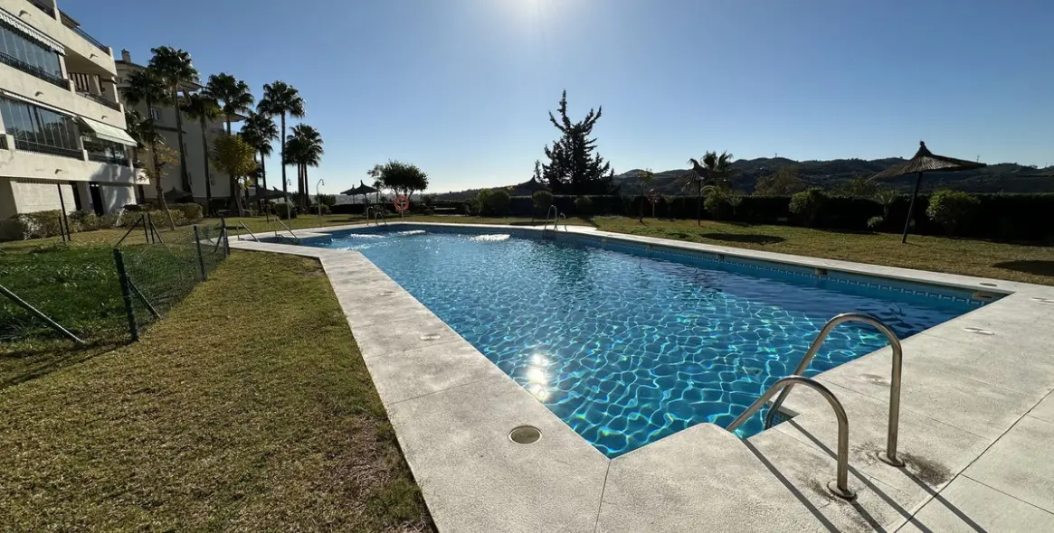 Продажа апартаментов на среднем этаже в La Cala Hills 25