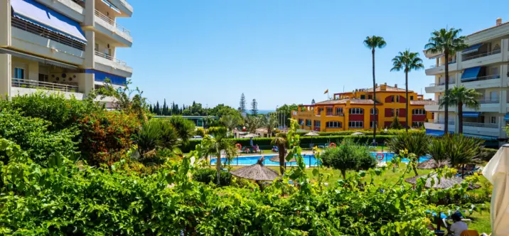 Продажа апартаментов на среднем этаже в Marbella 0