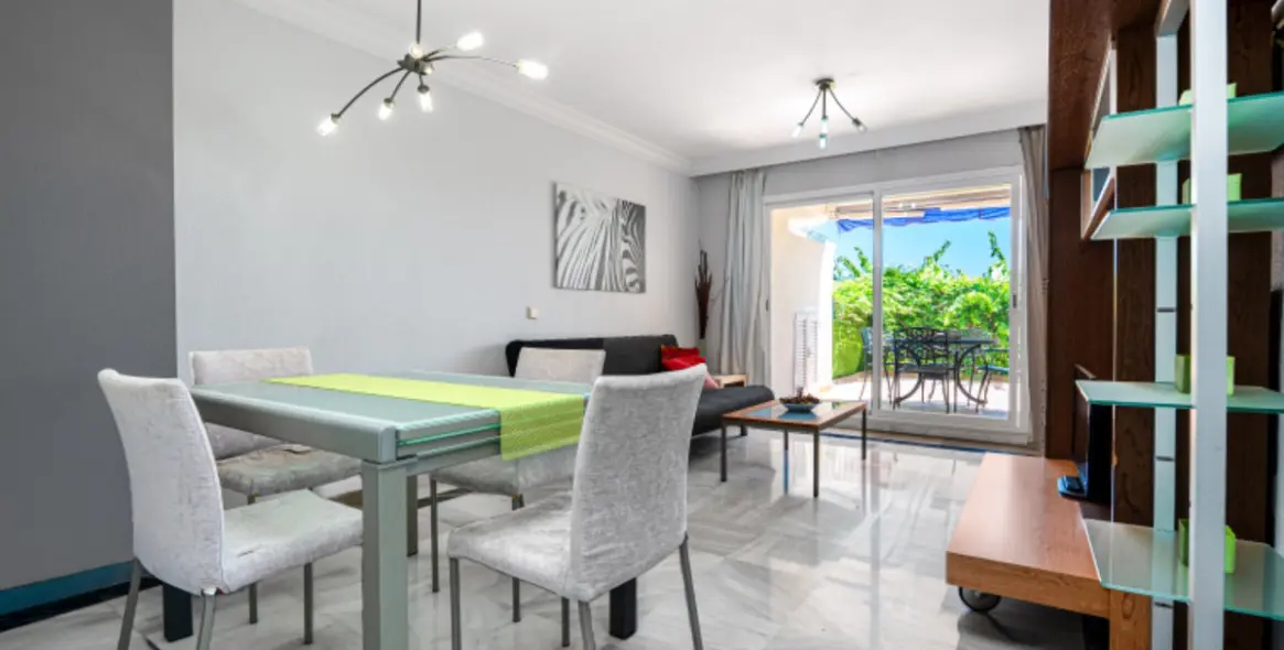 Продажа апартаментов на среднем этаже в Marbella 7