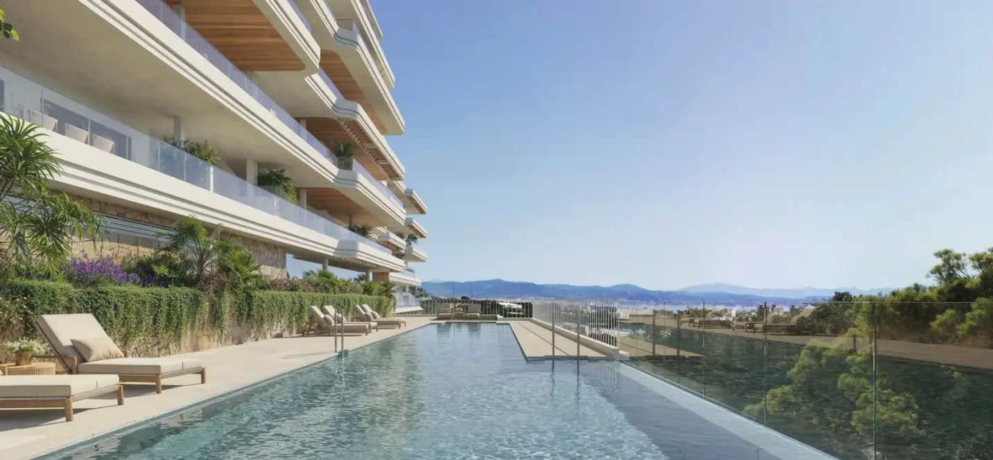 Sale of ground floor apartment in Torremolinos 1