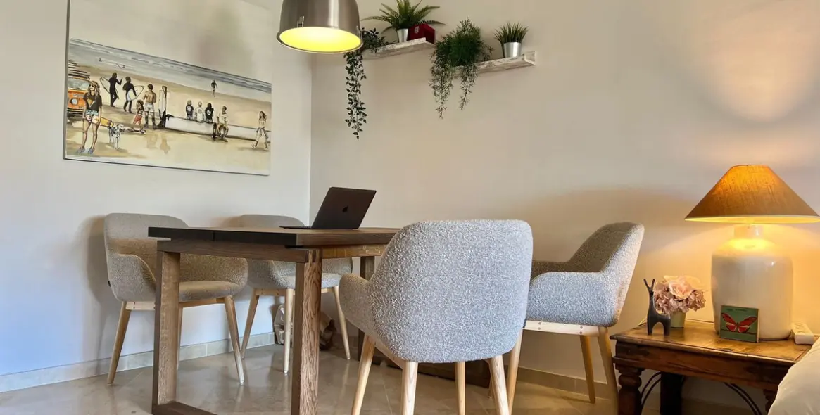 Продажа апартаментов на среднем этаже в Guadalmina Alta 7