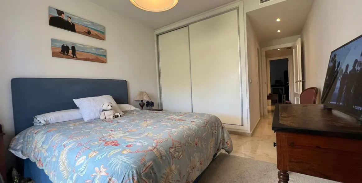 Продажа апартаментов на среднем этаже в Guadalmina Alta 10