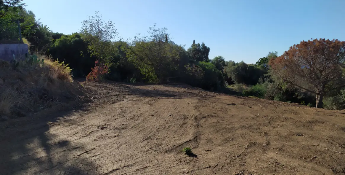 Продажа  жилого участка в Marbella 3