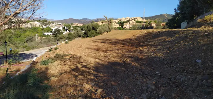 Продажа  жилого участка в Marbella 4