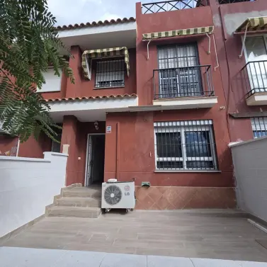 Sale of townhouse in Chilches