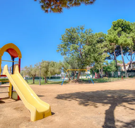 Sale of ground floor apartment in Marbella