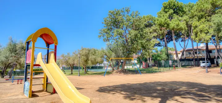 Sale of ground floor apartment in Marbella 3