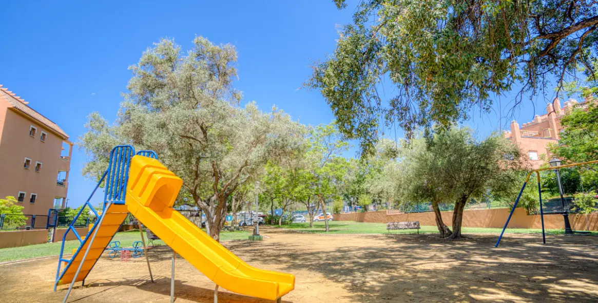 Sale of ground floor apartment in Marbella 13