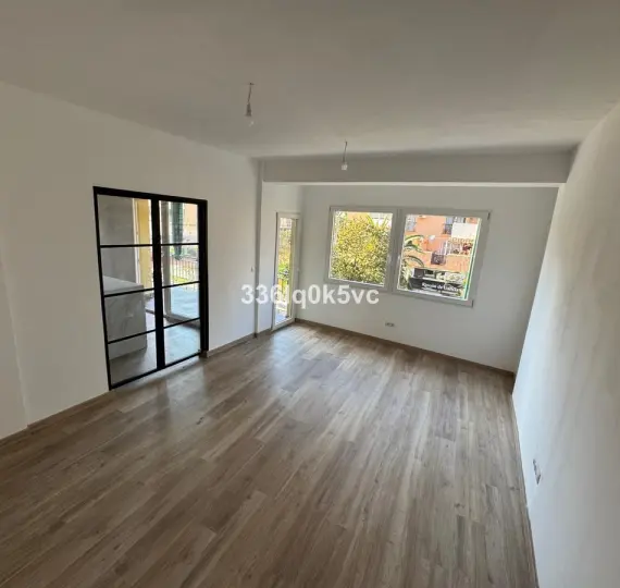 Sale of middle floor apartment in Málaga
