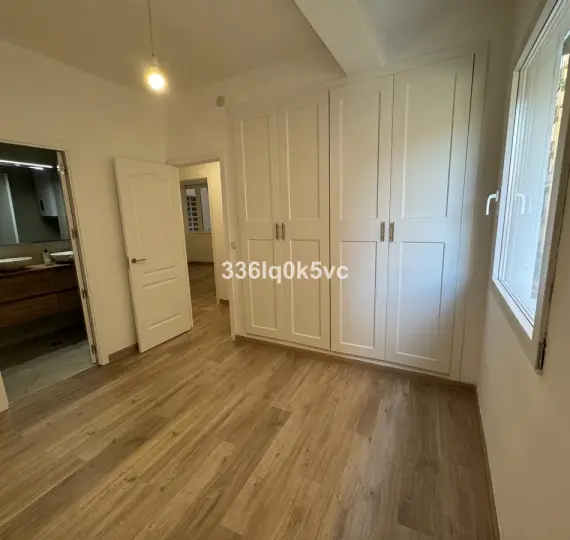 Sale of middle floor apartment in Málaga