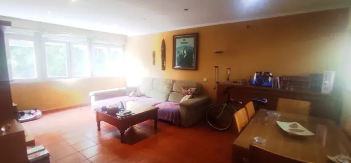 Sale of middle floor apartment in Málaga 1