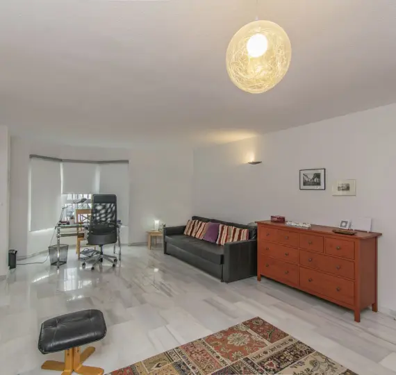 Sale of ground floor apartment in Nueva Andalucía