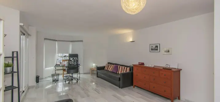 Sale of ground floor apartment in Nueva Andalucía 1