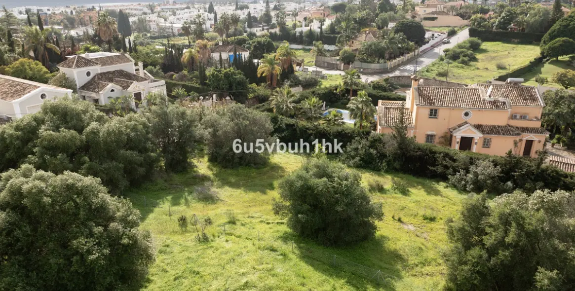 Продажа  жилого участка в Bel Air 8