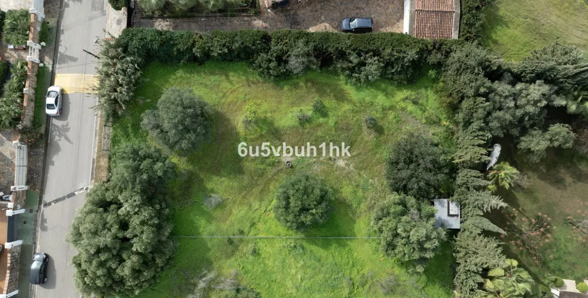 Продажа  жилого участка в Bel Air 11