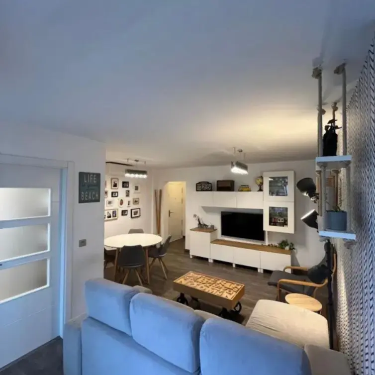 Sale of middle floor apartment in Marbella
