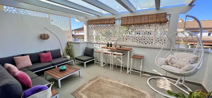 Sale of penthouse in Nueva Andalucía 0