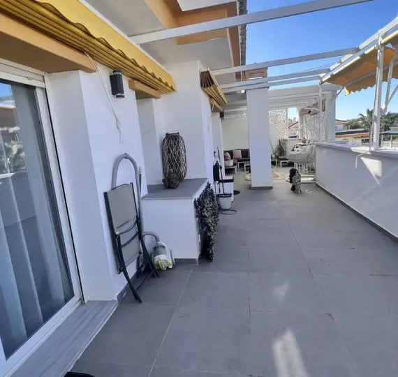 Sale of penthouse in Nueva Andalucía