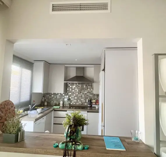 Sale of penthouse in Nueva Andalucía